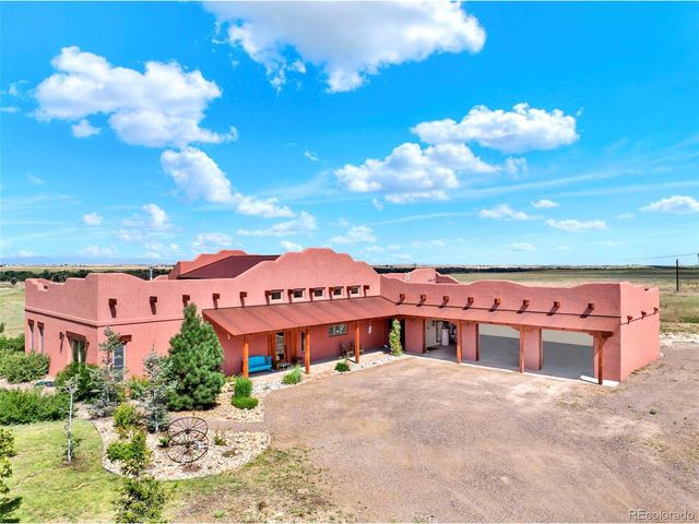 5549 Yulle Rd, Bennett, CO 80102