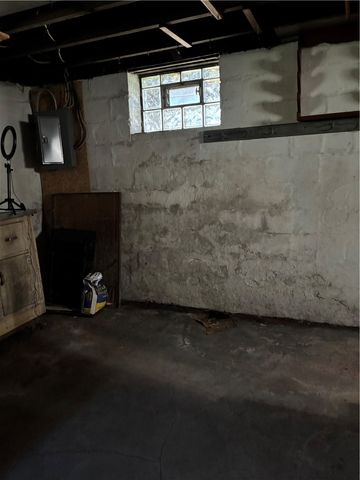 908 Worthington Ave, Clairton, PA 15025