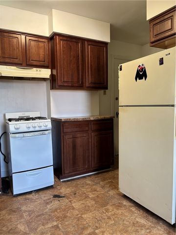 908 Worthington Ave, Clairton, PA 15025