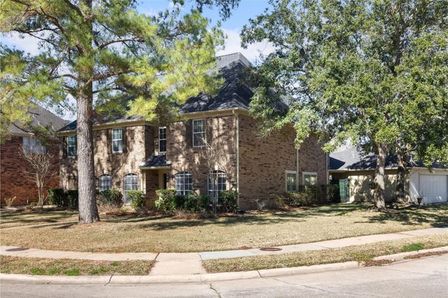 47 Sterling Street, Sugar Land, TX 77479