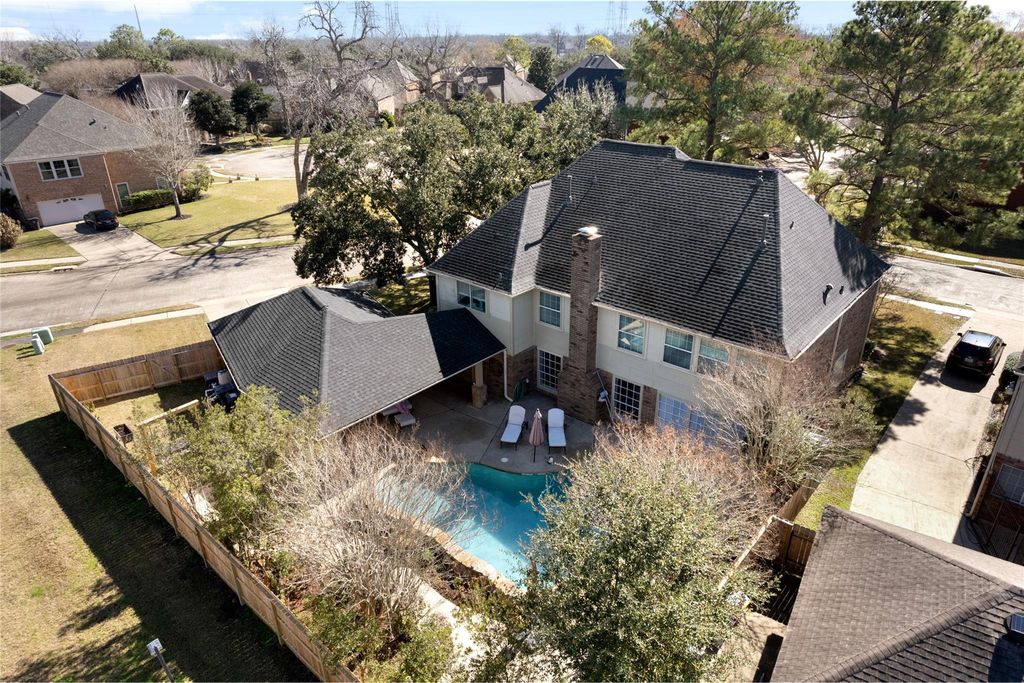 47 Sterling Street, Sugar Land, TX 77479
