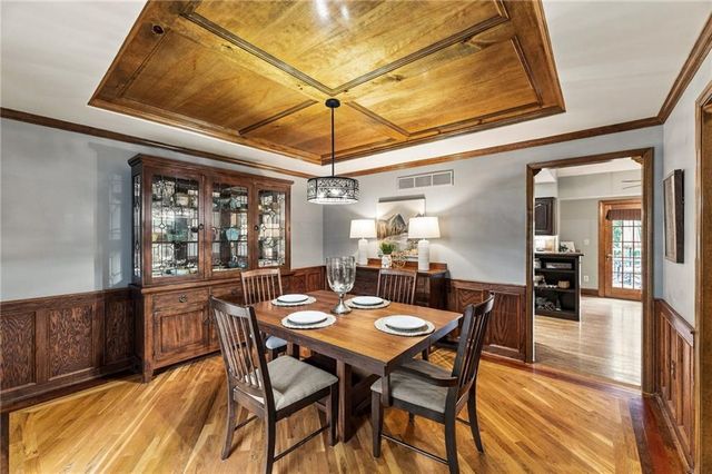 2209 S Scarborough Street, Olathe, KS 66062