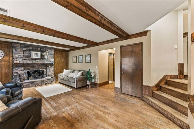 2209 S Scarborough Street, Olathe, KS 66062