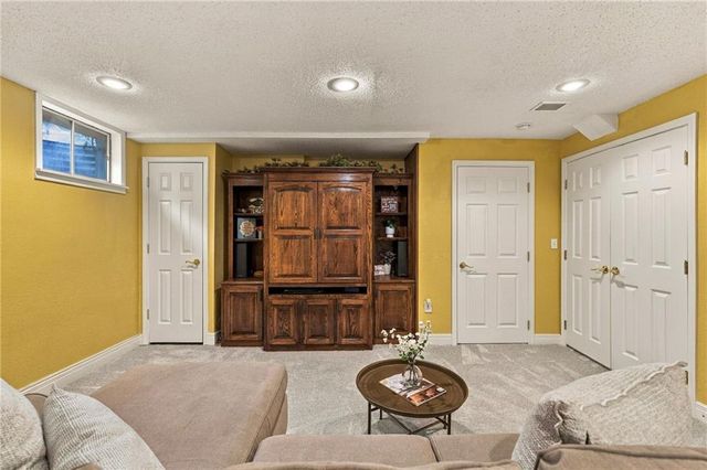 2209 S Scarborough Street, Olathe, KS 66062