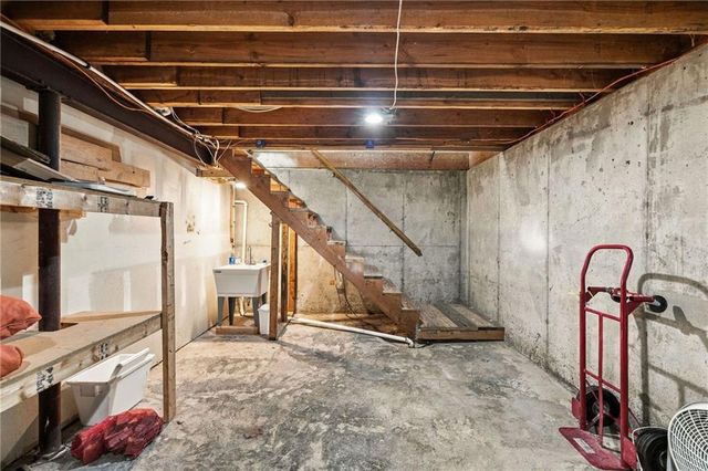 2209 S Scarborough Street, Olathe, KS 66062