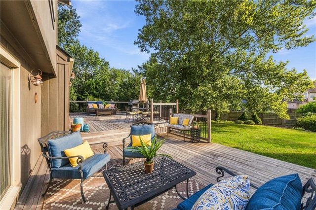 2209 S Scarborough Street, Olathe, KS 66062