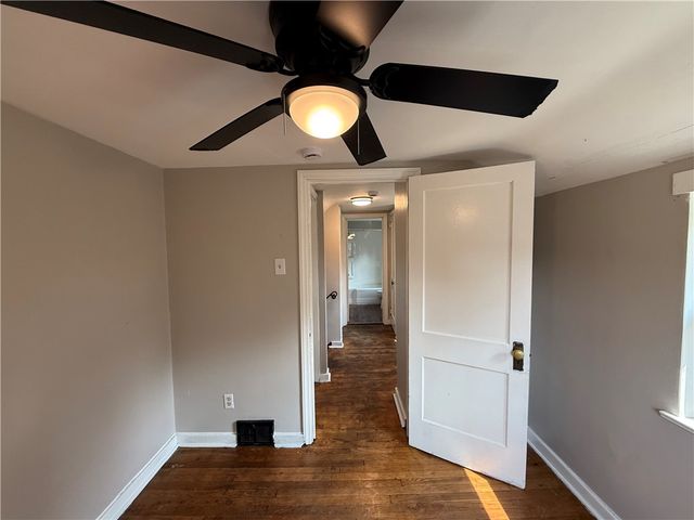 139 Howard St, Penn Hills, PA 15235