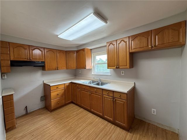 139 Howard St, Penn Hills, PA 15235