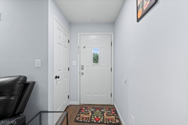 202 Rhoads Dr, Montgomery Twp., NJ 08502