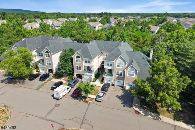 202 Rhoads Dr, Montgomery Twp., NJ 08502