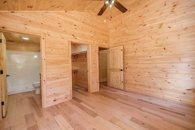 54 Hawthorne Lane, Murphy, NC 28906