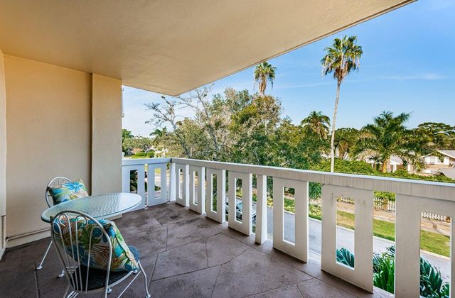 1200 NORTH SHORE DRIVE NE 314, St Petersburg, FL 33701