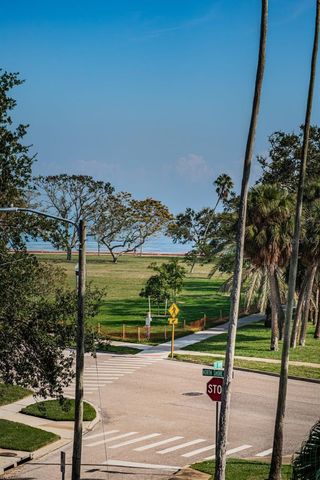 1200 NORTH SHORE DRIVE NE 314, St Petersburg, FL 33701