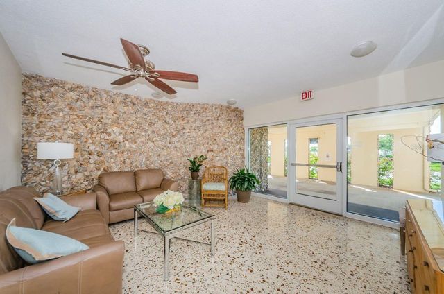 1200 NORTH SHORE DRIVE NE 314, St Petersburg, FL 33701