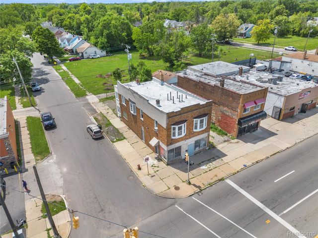 19403 W WARREN Avenue, Detroit, MI 48228