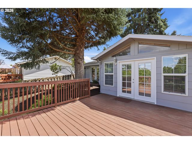 13705 Ne BEECH St, Portland, OR 97230