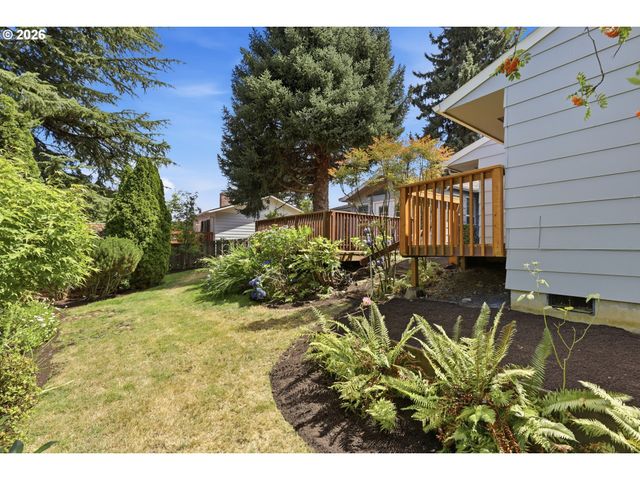 13705 Ne BEECH St, Portland, OR 97230