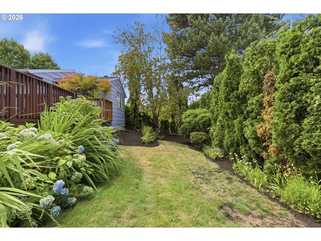 13705 Ne BEECH St, Portland, OR 97230