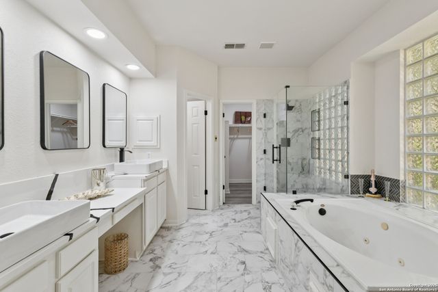 2023 Flint Oak, San Antonio, TX 78248