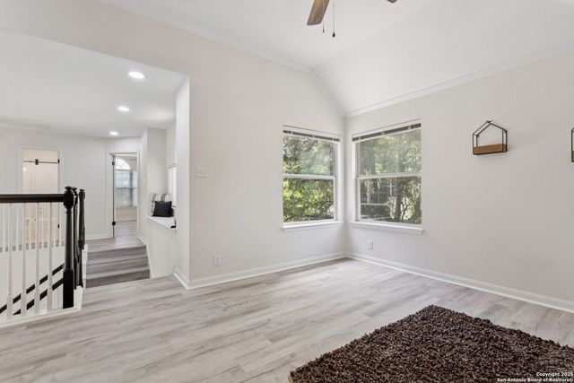 2023 Flint Oak, San Antonio, TX 78248