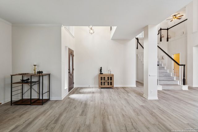 2023 Flint Oak, San Antonio, TX 78248
