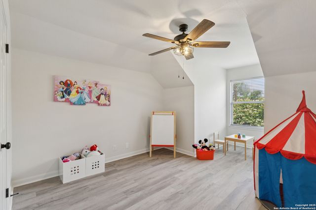 2023 Flint Oak, San Antonio, TX 78248