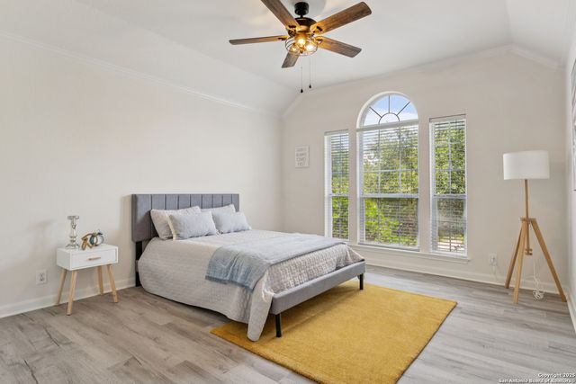 2023 Flint Oak, San Antonio, TX 78248