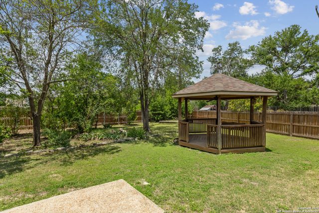 2023 Flint Oak, San Antonio, TX 78248