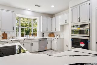 2023 Flint Oak, San Antonio, TX 78248