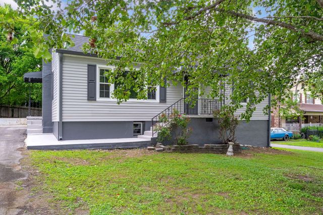 90 Mcafee Road, Rossville, GA 30741