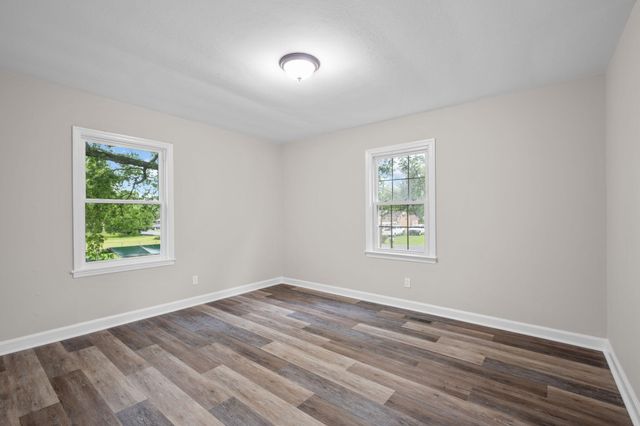 90 Mcafee Road, Rossville, GA 30741