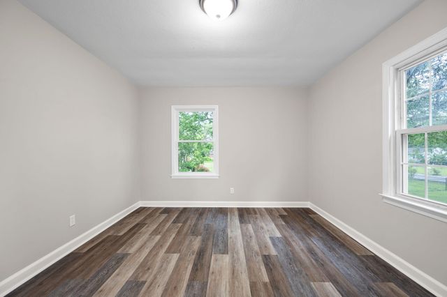90 Mcafee Road, Rossville, GA 30741