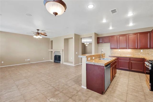 11984 Russell Court, Victorville, CA 92392