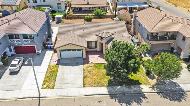 11984 Russell Court, Victorville, CA 92392