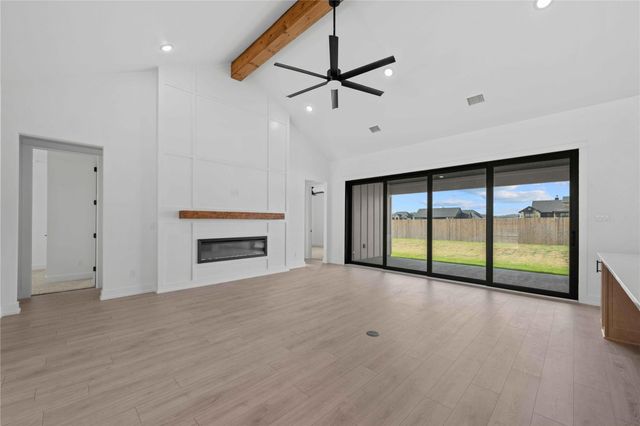 6775 Kings Mill DR, Salado, TX 76571