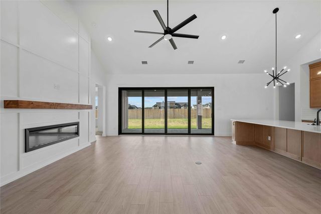 6775 Kings Mill DR, Salado, TX 76571