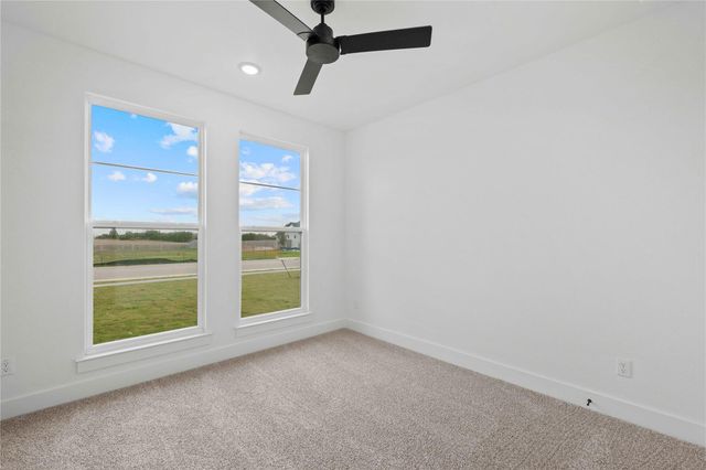 6775 Kings Mill DR, Salado, TX 76571