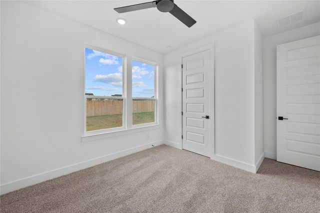 6775 Kings Mill DR, Salado, TX 76571