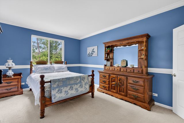 4323 Blue Iris Court 4323, Island Lake, IL 60042