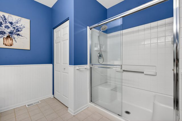 4323 Blue Iris Court 4323, Island Lake, IL 60042