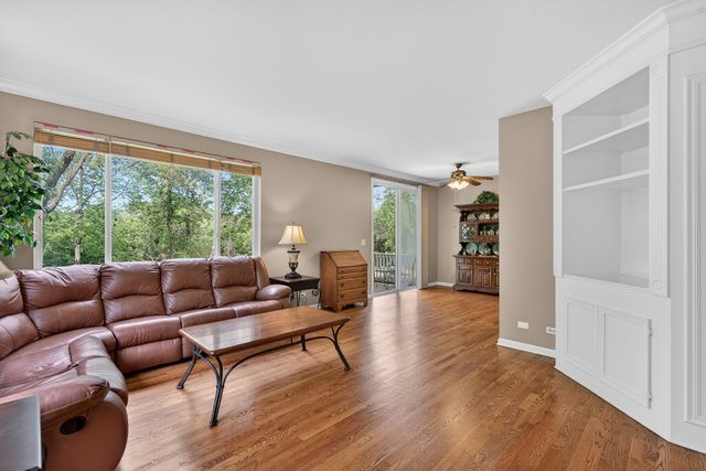 4323 Blue Iris Court 4323, Island Lake, IL 60042