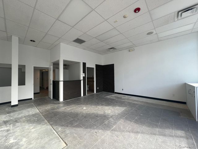 411 Jericho Turnpike, New Hyde Park, NY 11040