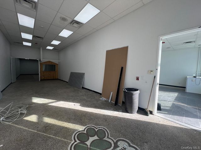 411 Jericho Turnpike, New Hyde Park, NY 11040