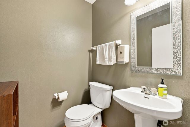 6409 Chennault Beach Drive, Mukilteo, WA 98275