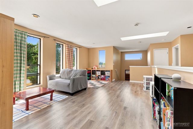 6409 Chennault Beach Drive, Mukilteo, WA 98275