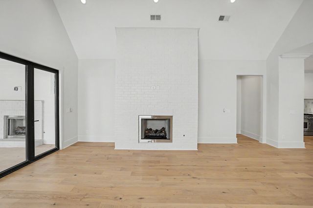1112 Caldwell Ln, Nashville, TN 37204