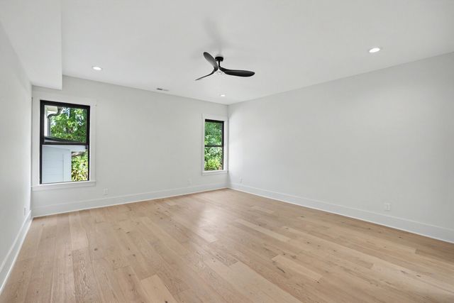 1112 Caldwell Ln, Nashville, TN 37204