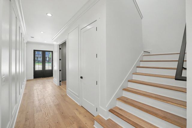 1112 Caldwell Ln, Nashville, TN 37204