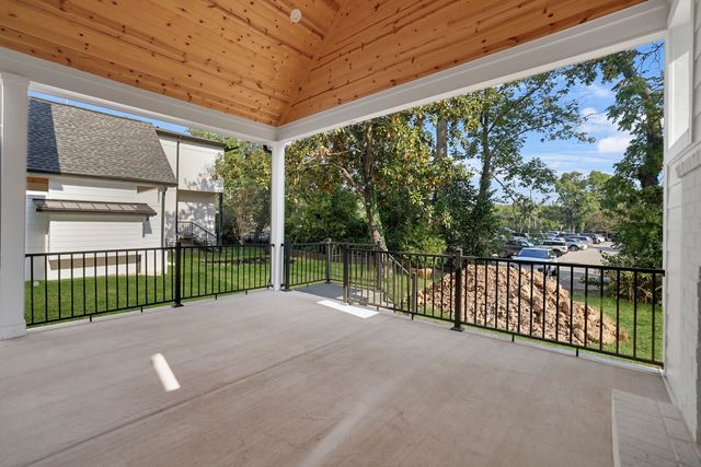 1112 Caldwell Ln, Nashville, TN 37204