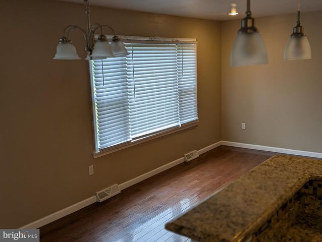 2714 SHAWN CT, Fort Washington, MD 20744